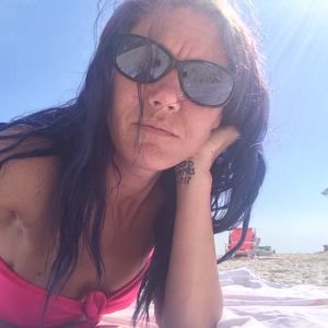 Meet your Posher, Holly